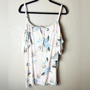 NWT Torrid Super Soft Knits floral print cold shoulder ruffled top